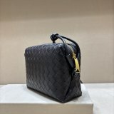 Bottega Veneta Loop Camera bag Small 22cm