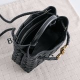 Bottega Veneta leather Mini Andiamo Bag
