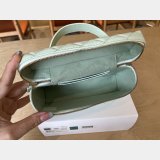 CC 25C CAVIAR LEATHER VANTIY SMALL BAG A96126