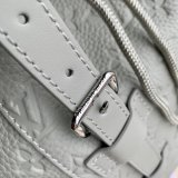 Christopher Buying Designers Louis Vuitton Copy Taurillon M23146 Bag