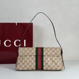 Gucci Perfect 874744 Madison Medium Shoulder Bag