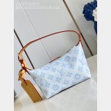 Louis Vuitton Buy M28250 Pochette Hills Other Monogram Canvas Bag
