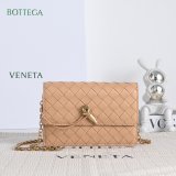 Bottega Veneta Andiamo Intrecciato Wallet on a Chain 844107
