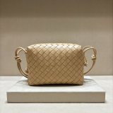 Bottega Veneta Loop Camera bag Small 22cm