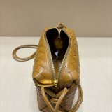 Bottega Veneta Loop Camera bag Small 22cm