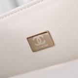 A01113 Classic Flap Small: Size Capacity Pros And Cons Explained