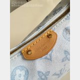 Louis Vuitton Buy M28250 Pochette Hills Other Monogram Canvas Bag