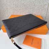 Louis Vuitton Pochette M62937 Clutch Bag