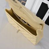 A01113 Classic Flap Small: Size Capacity Pros And Cons Explained