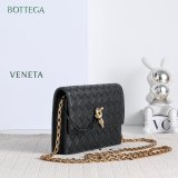 Bottega Veneta Andiamo Intrecciato Wallet on a Chain 844107