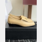 CC Flat Turnlock loafers