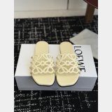 Top Loewe Petal Anagram Slide