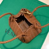 Top Quality BOTTEGA VENETA Andiamo Parachute Small Size